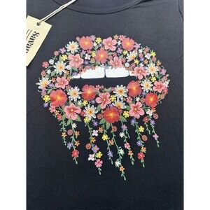 Savanna Jane Short Sleeve Size Small Lips/Mouth With Flowers NWT Rock N Roll